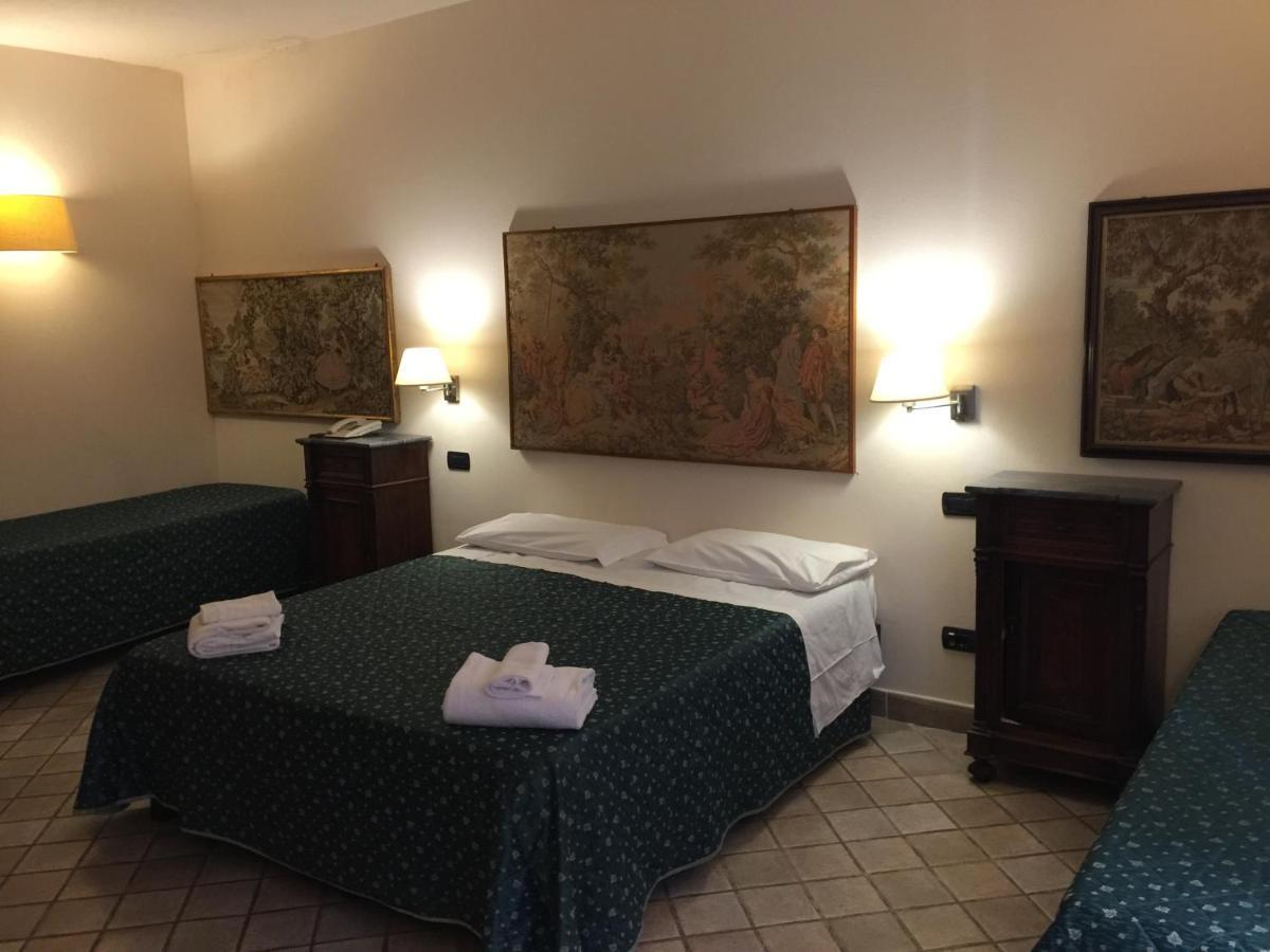 Hotel Le Due Fontane ฟลอเรนซ์ ภายนอก รูปภาพ