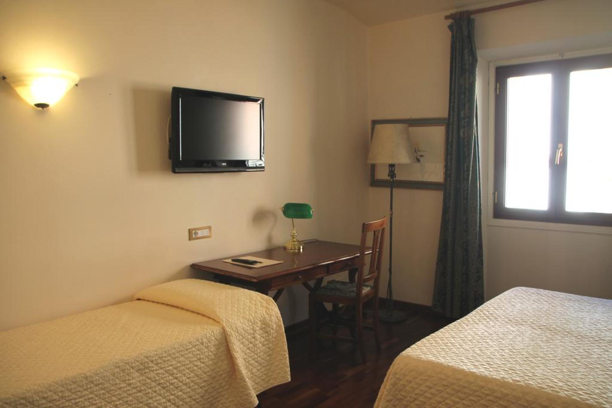 Hotel Le Due Fontane ฟลอเรนซ์ ภายนอก รูปภาพ
