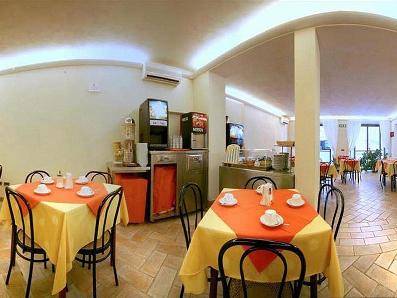 Hotel Le Due Fontane ฟลอเรนซ์ ภายนอก รูปภาพ